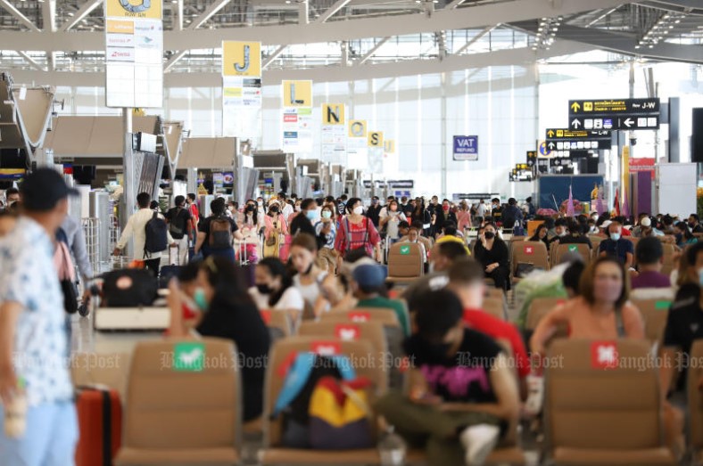 Suvarnabhumi prepares more staff, counters to handle more travellers